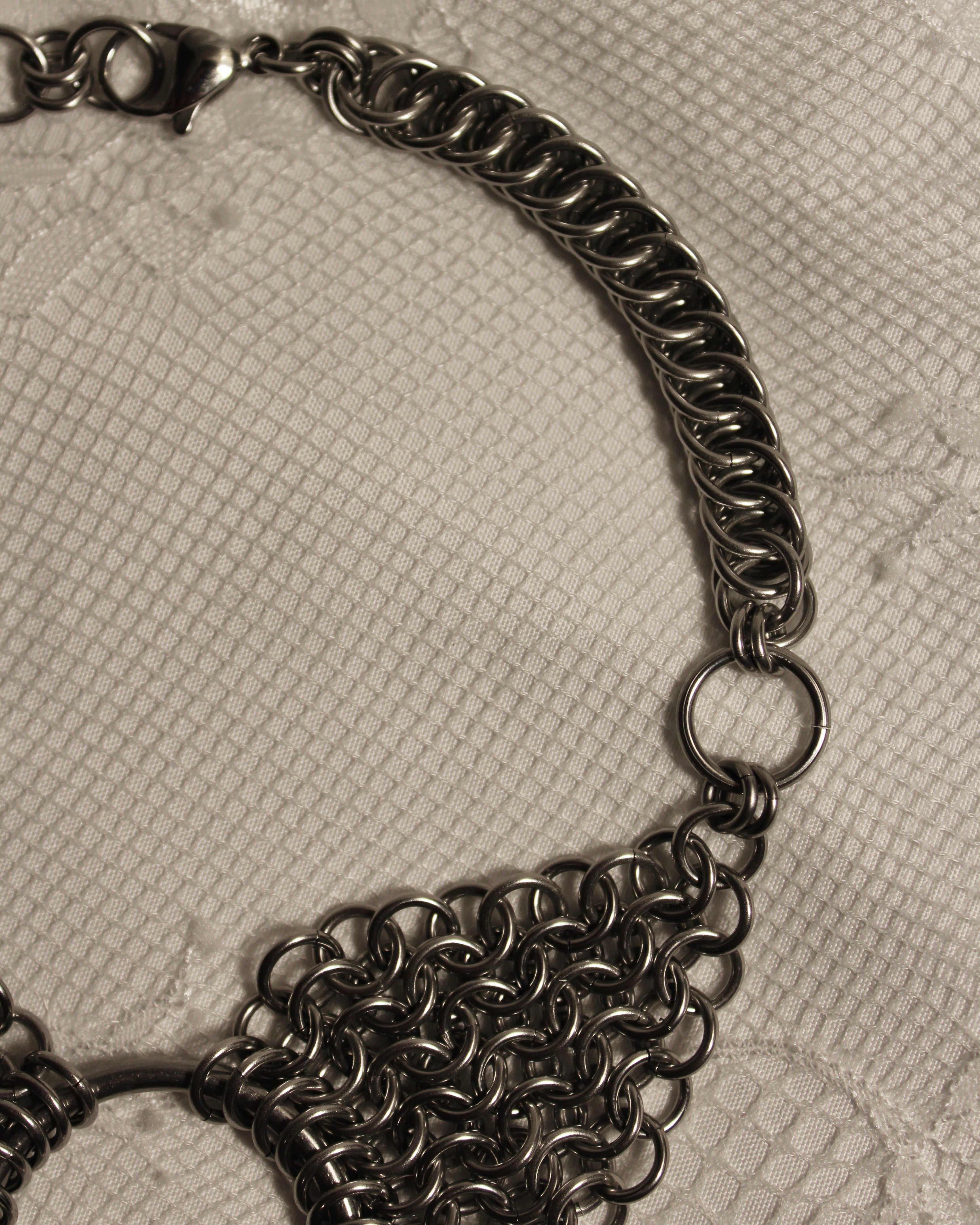 Hycis - Chainmail Necklace