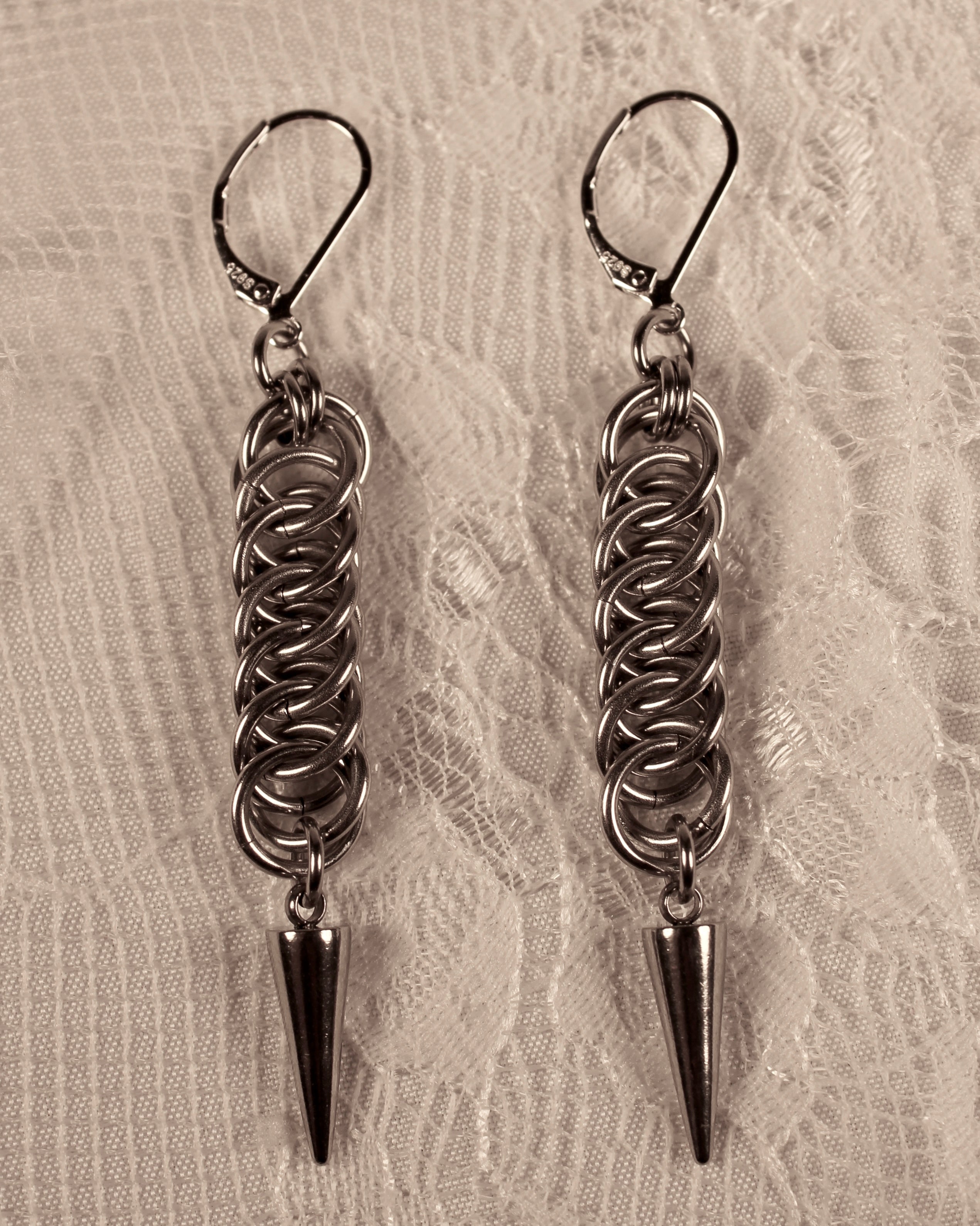 Syvis - Chainmail Earrings