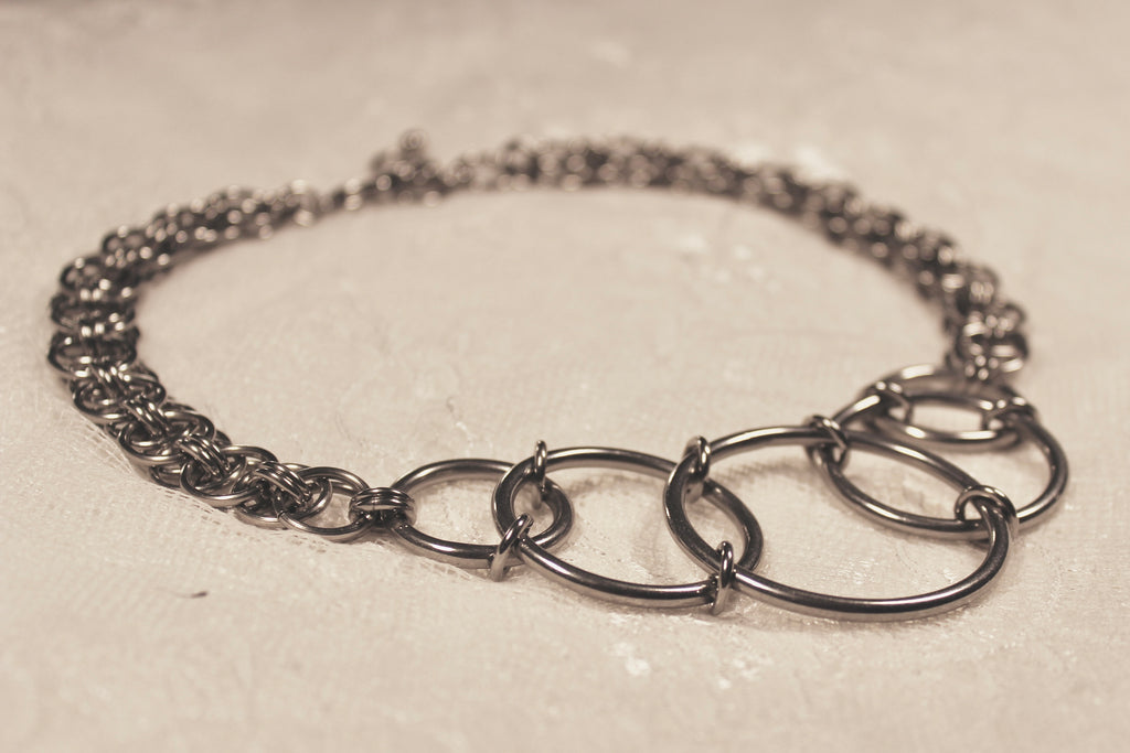 Axilya - Chainmail Necklace