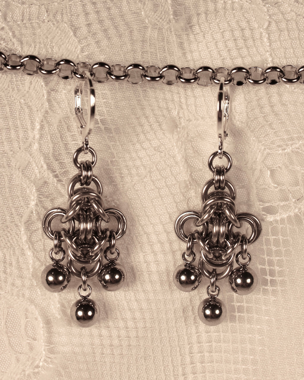 Arasne - Chainmail Earrings