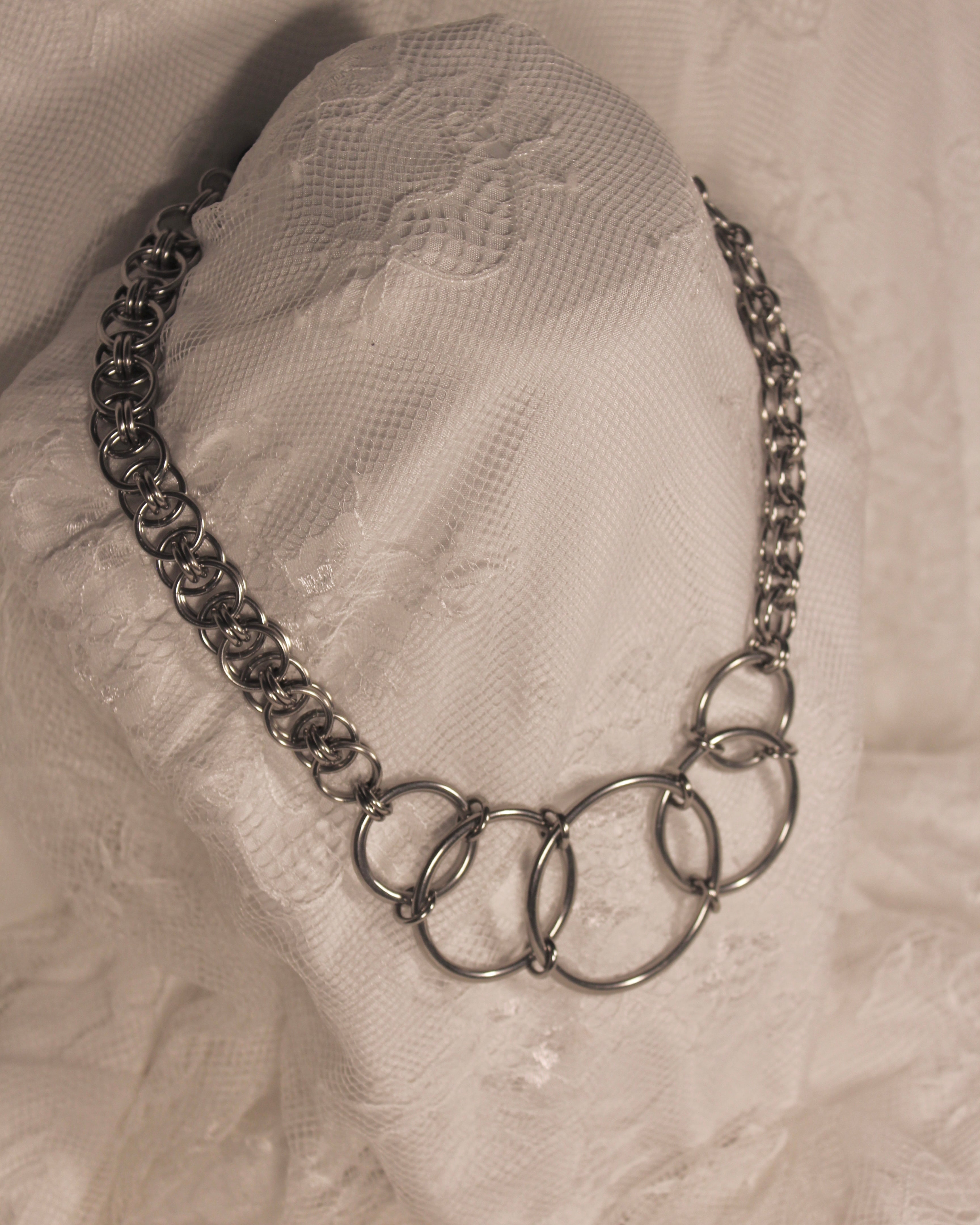 Axilya - Chainmail Necklace