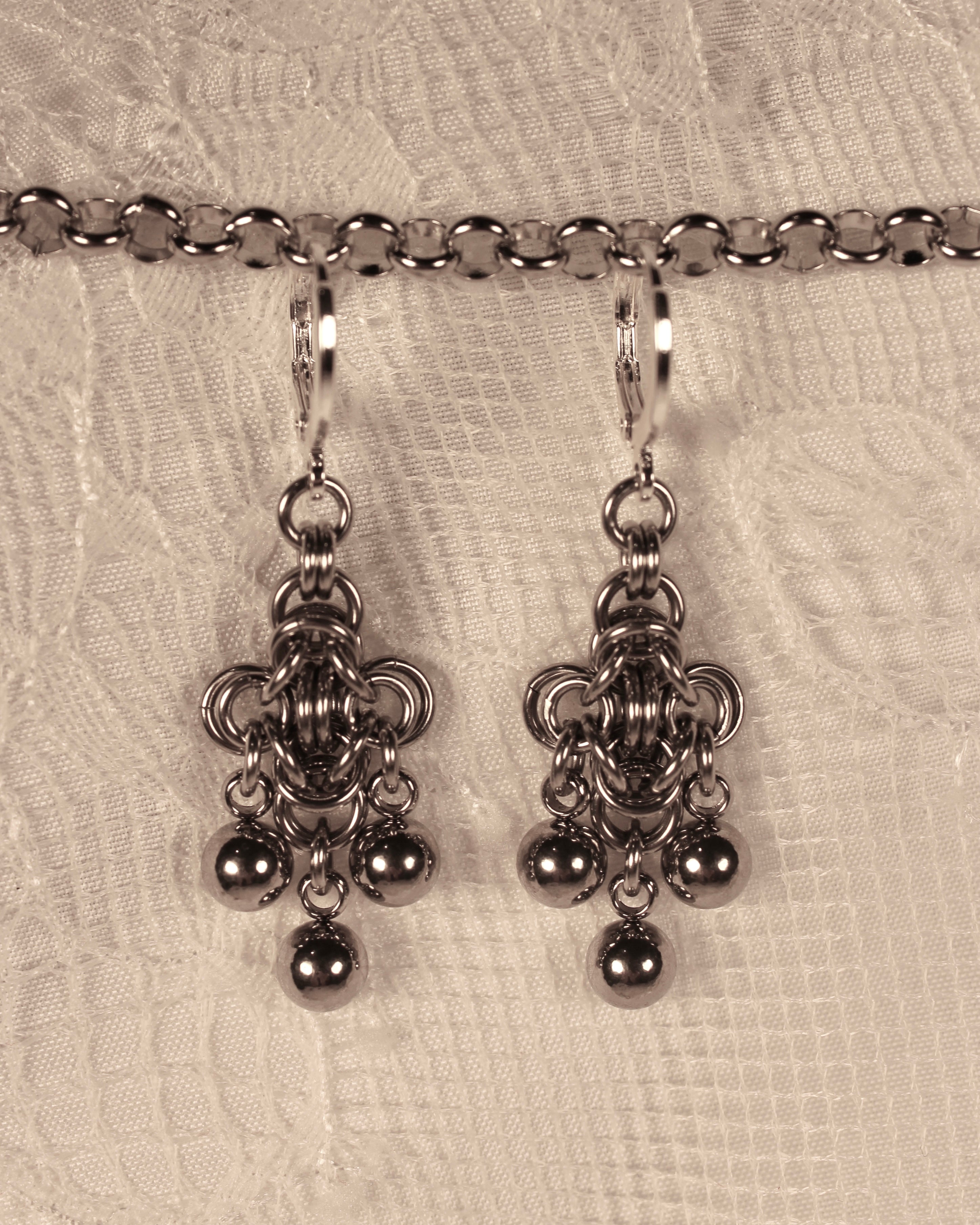Arasne - Chainmail Earrings