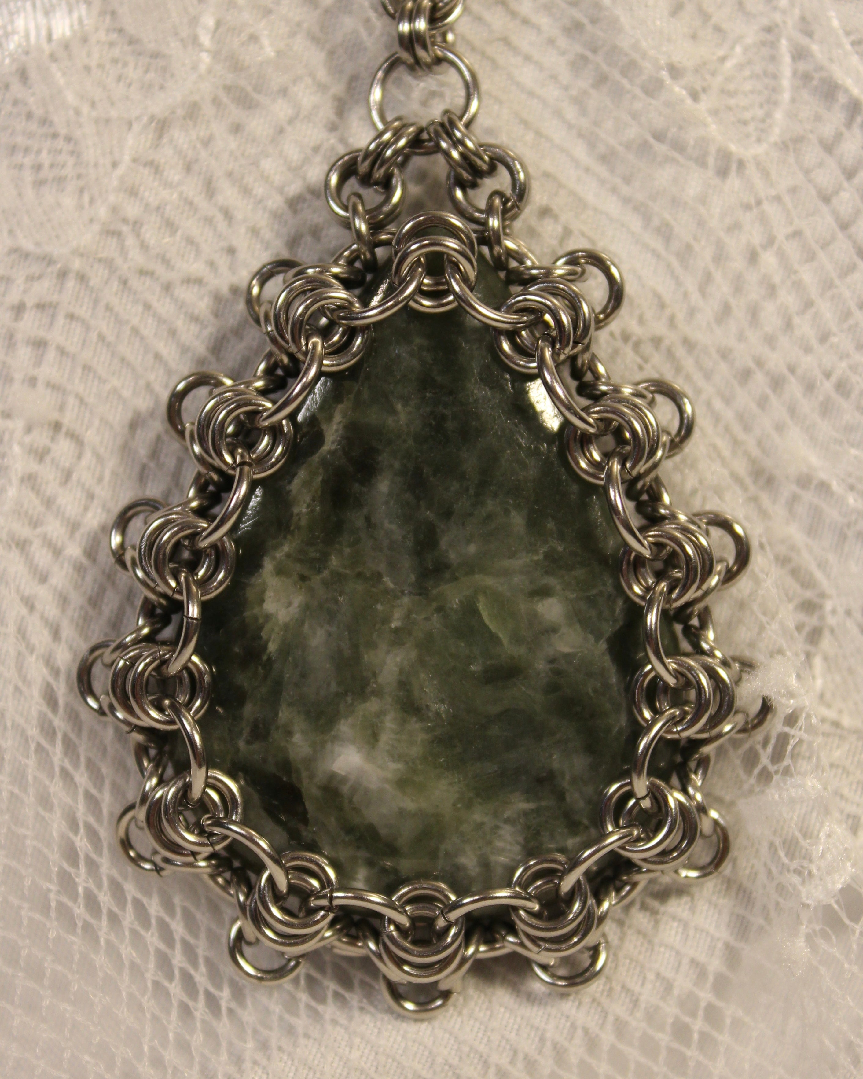 Osonia - Chainmail Necklace
