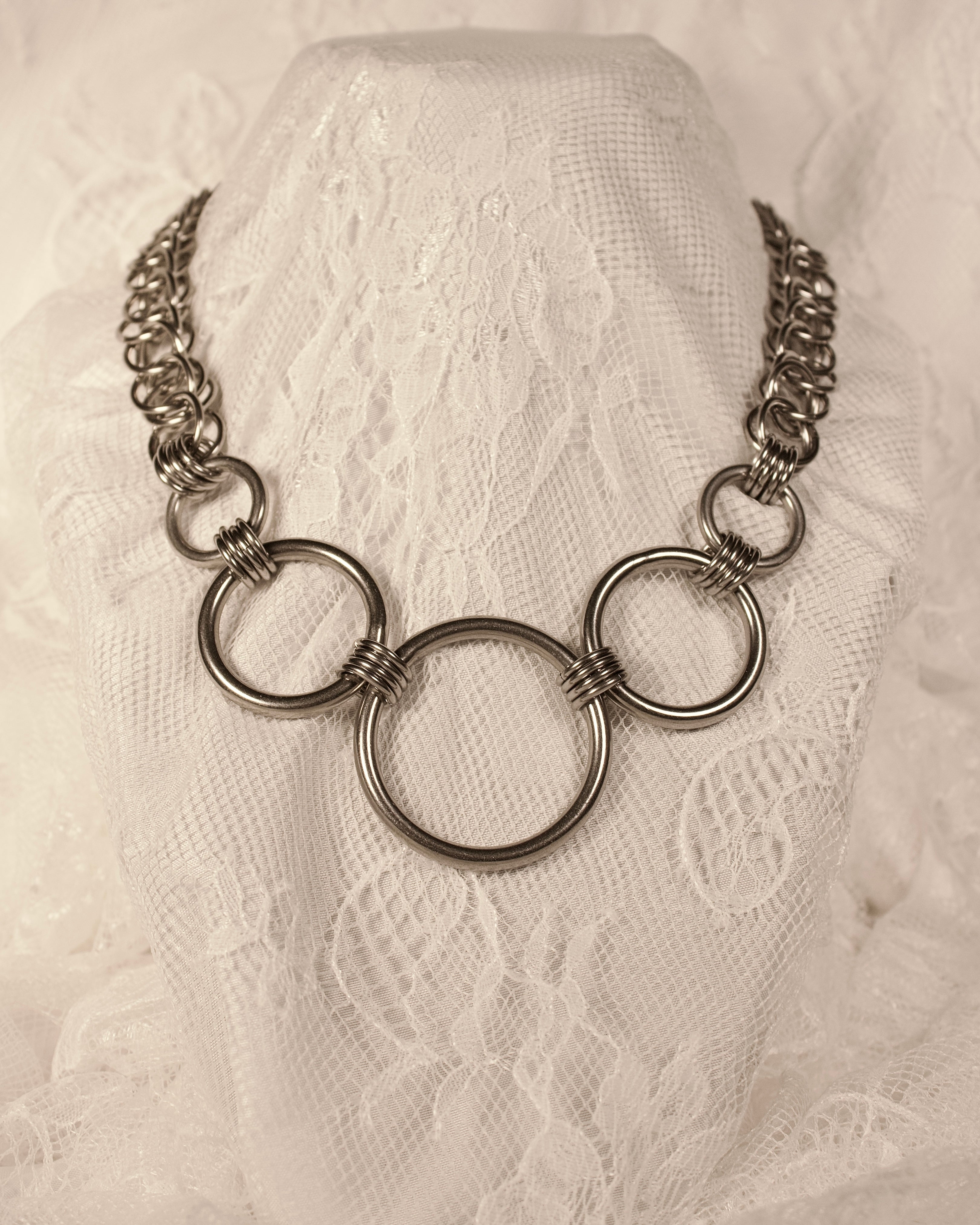 Zentha - Chainmail Necklace