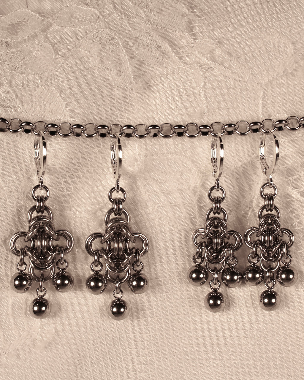 Arasne - Chainmail Earrings
