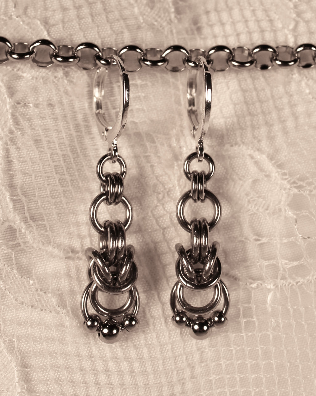 Alenia - Chainmail Earrings
