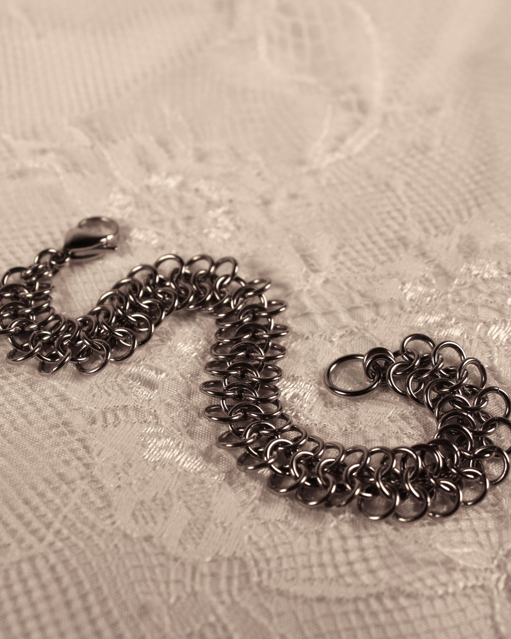 Faylem - Chainmail Bracelet