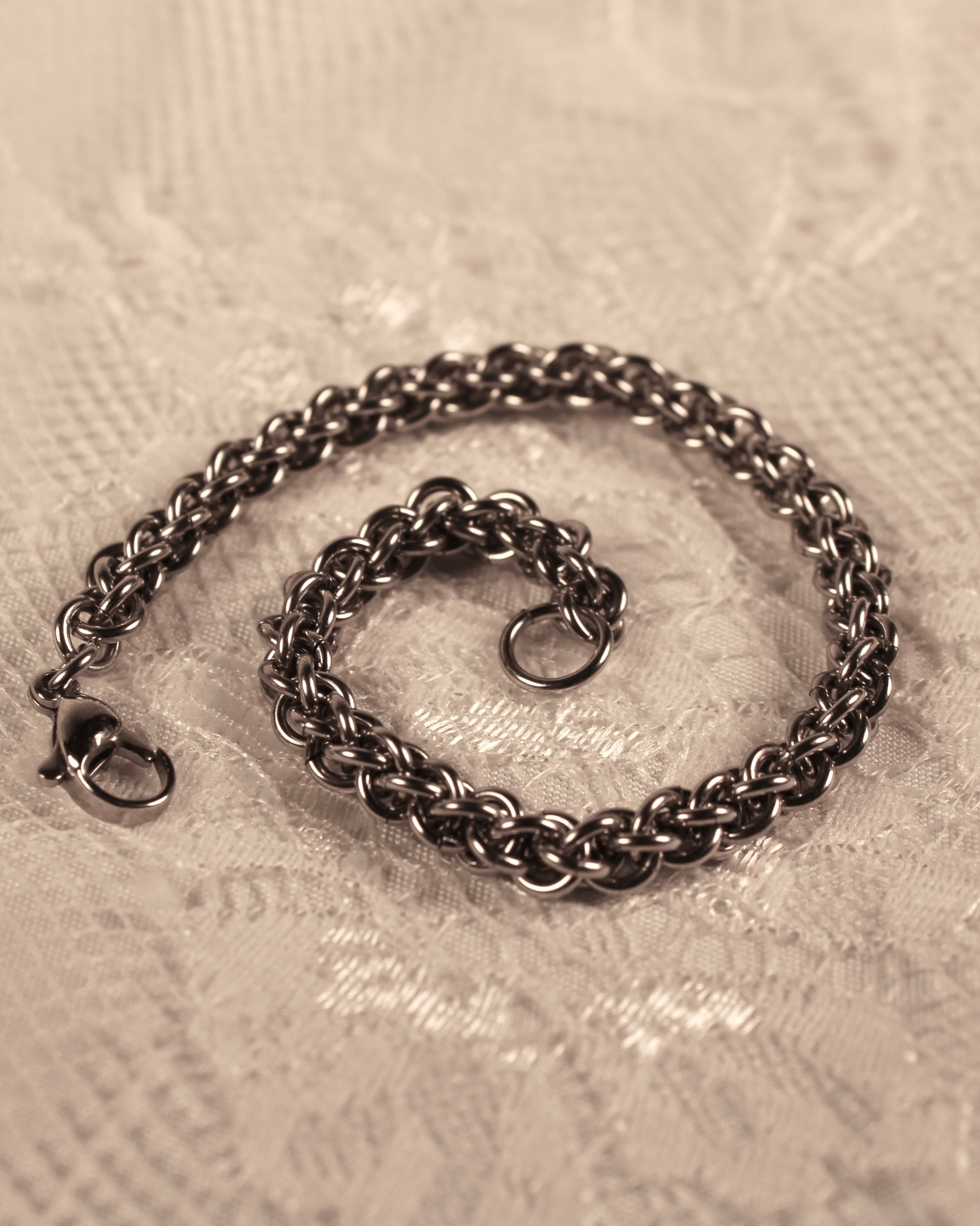 Keerla - Chainmail Bracelet