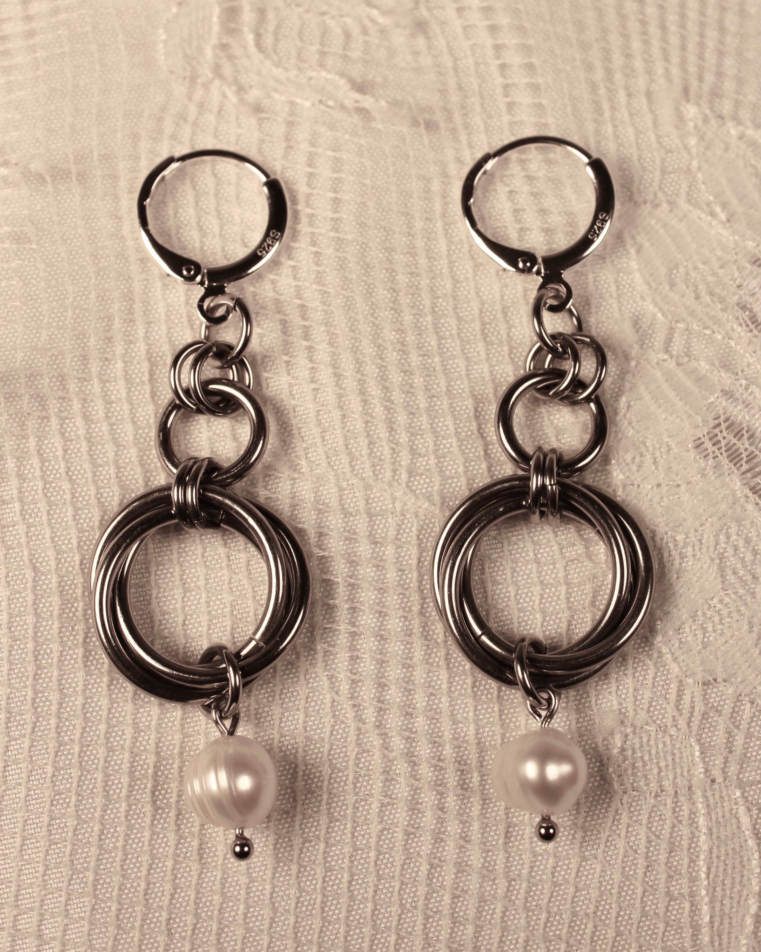 Eirina - Chainmail Earrings