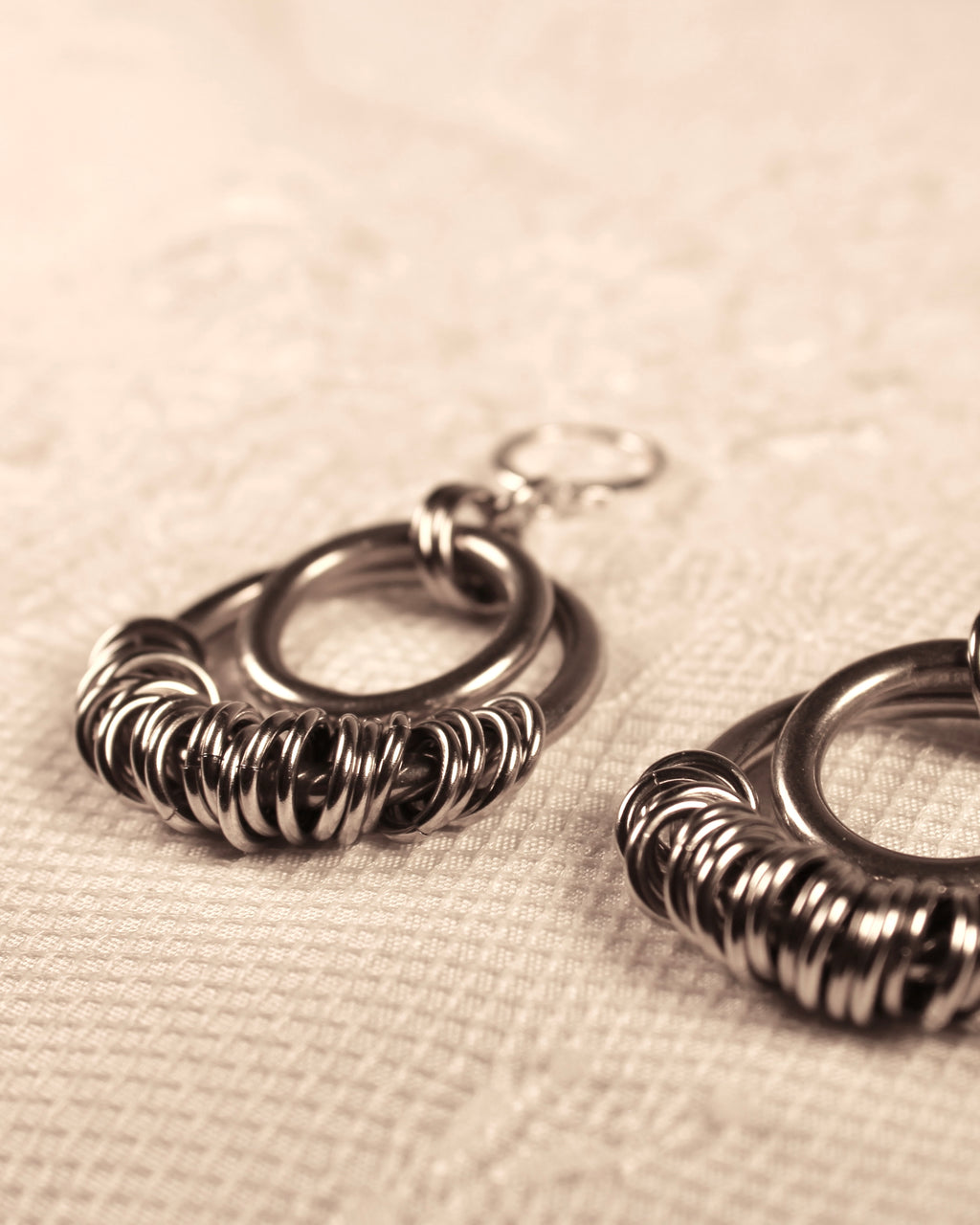 Velatha - Chainmail Earrings