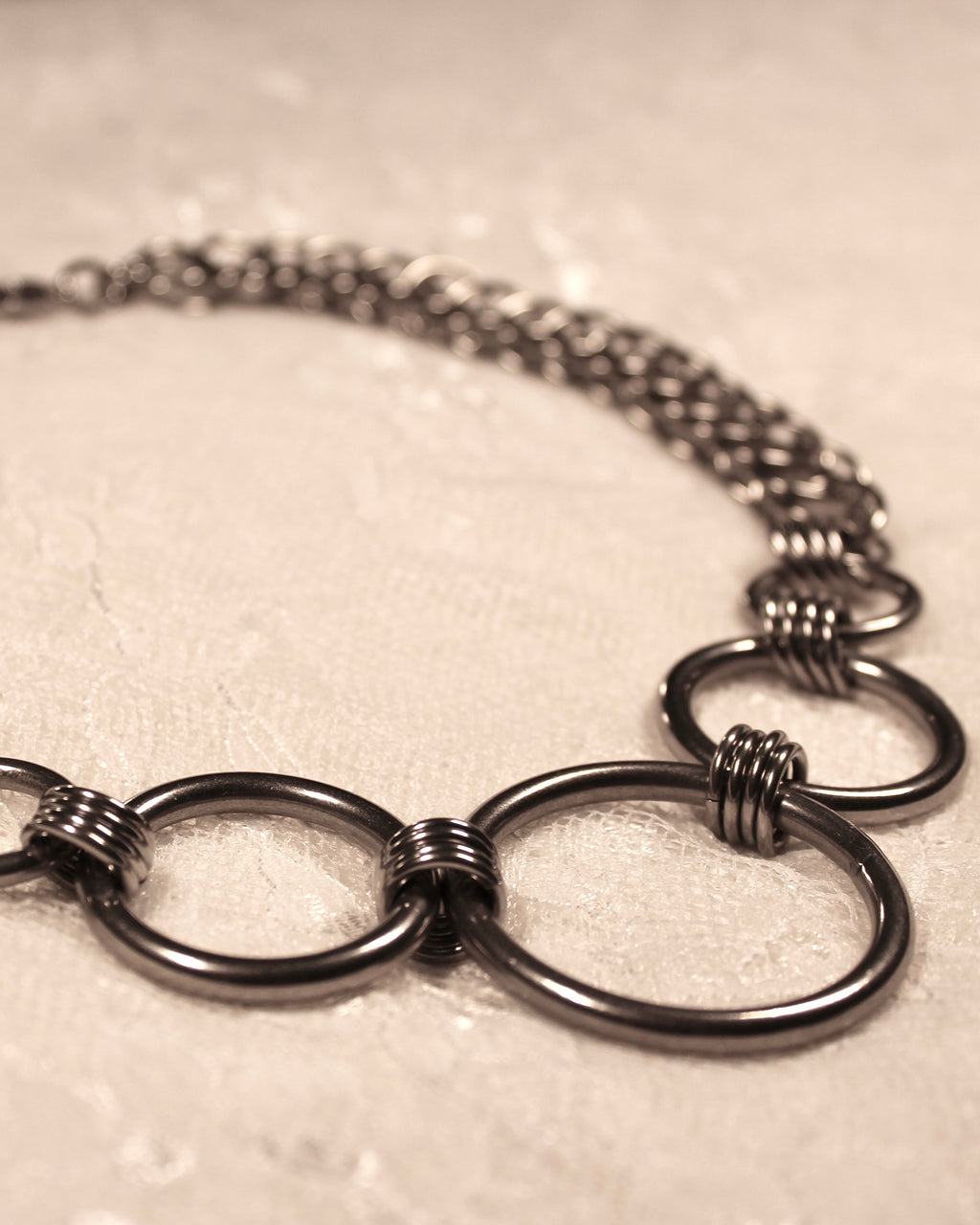 Zentha - Chainmail Necklace