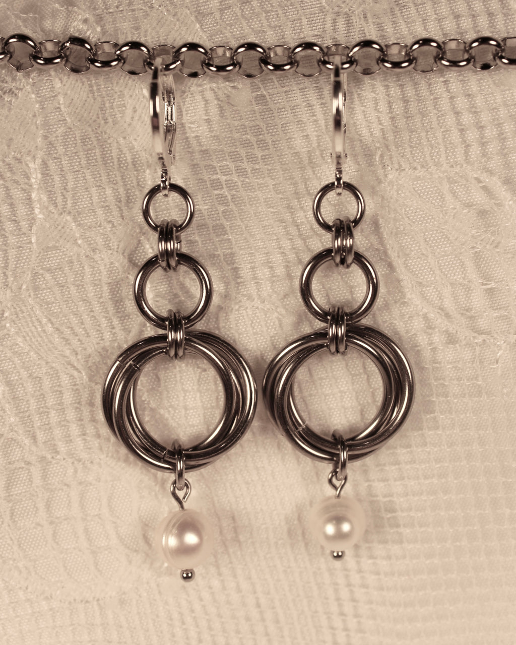 Eirina - Chainmail Earrings