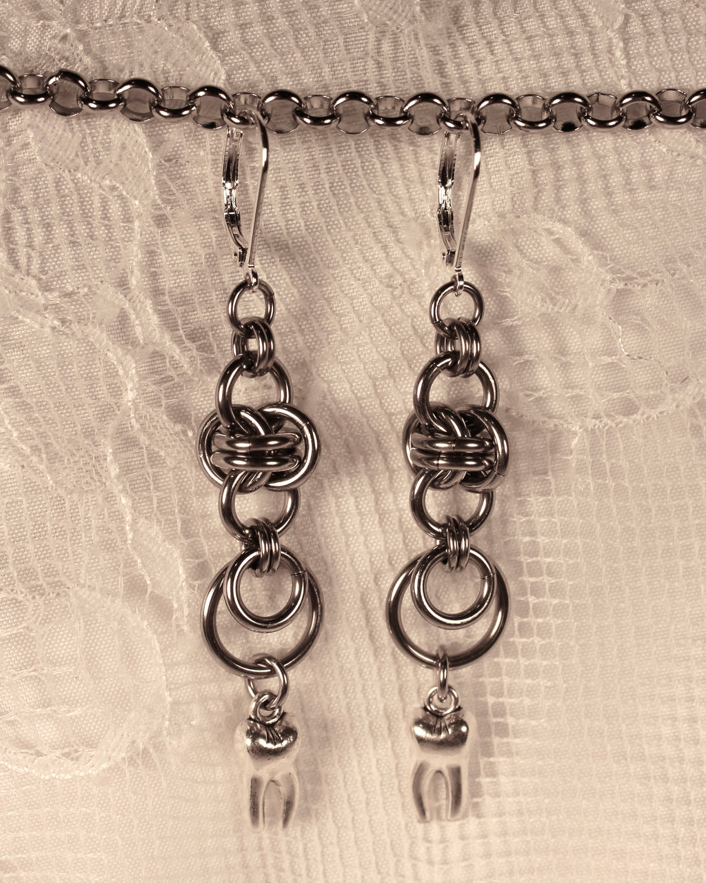 Siora - Chainmail Earrings