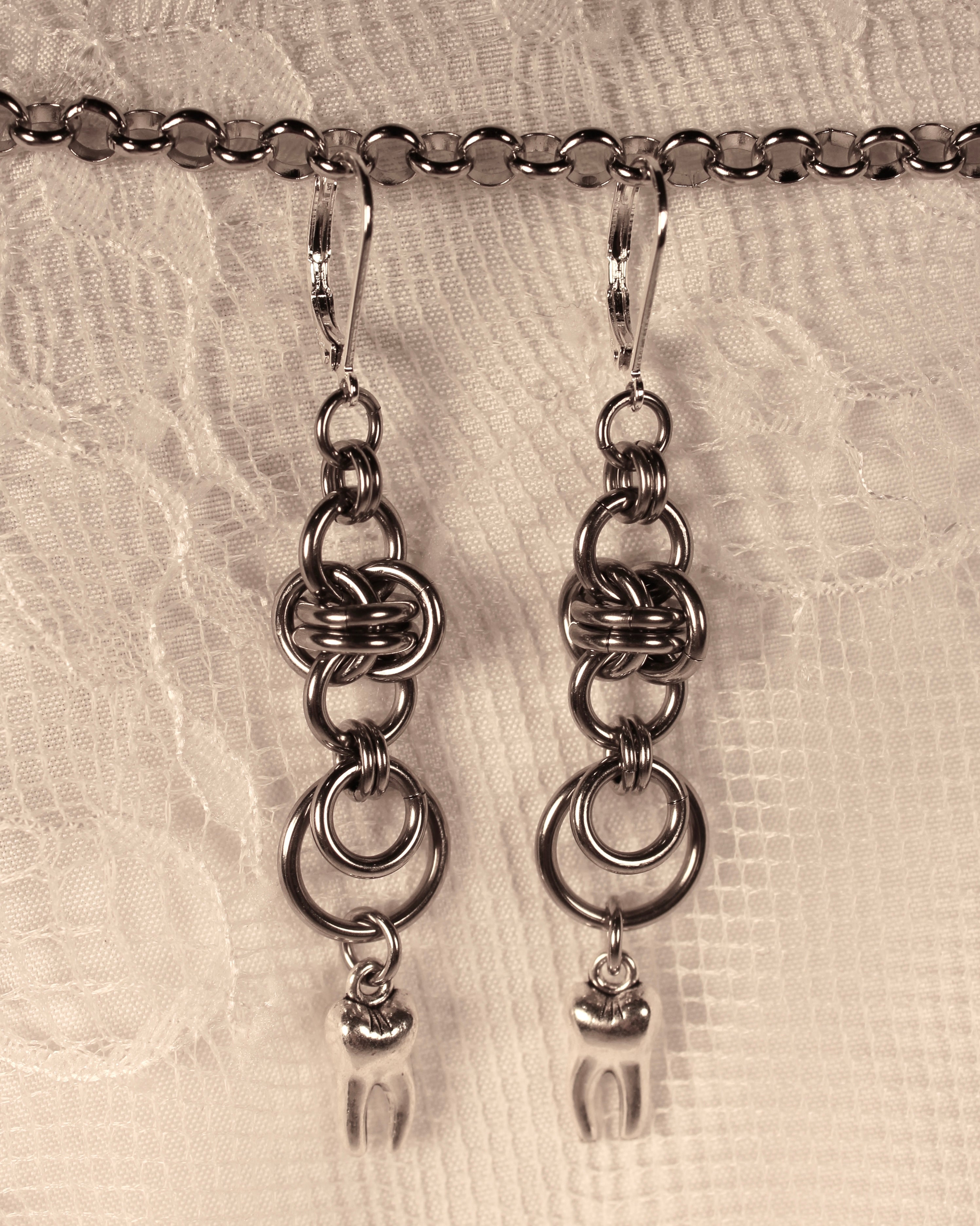 Siora - Chainmail Earrings