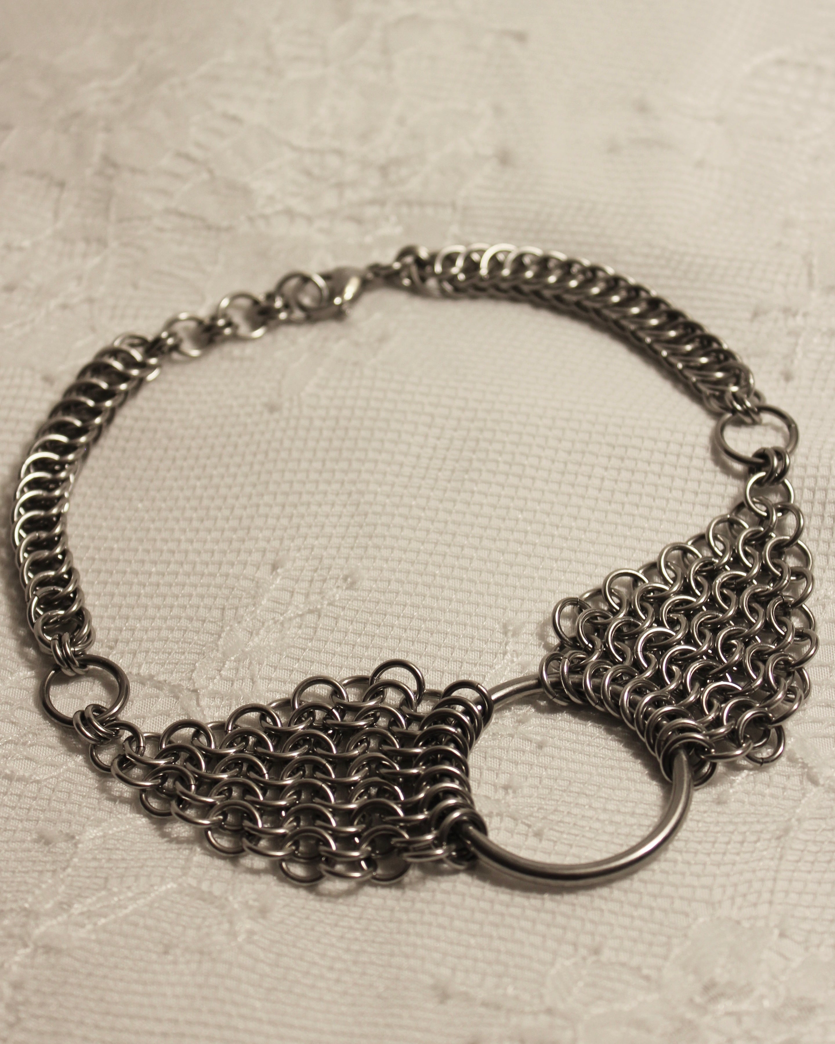 Hycis - Chainmail Necklace