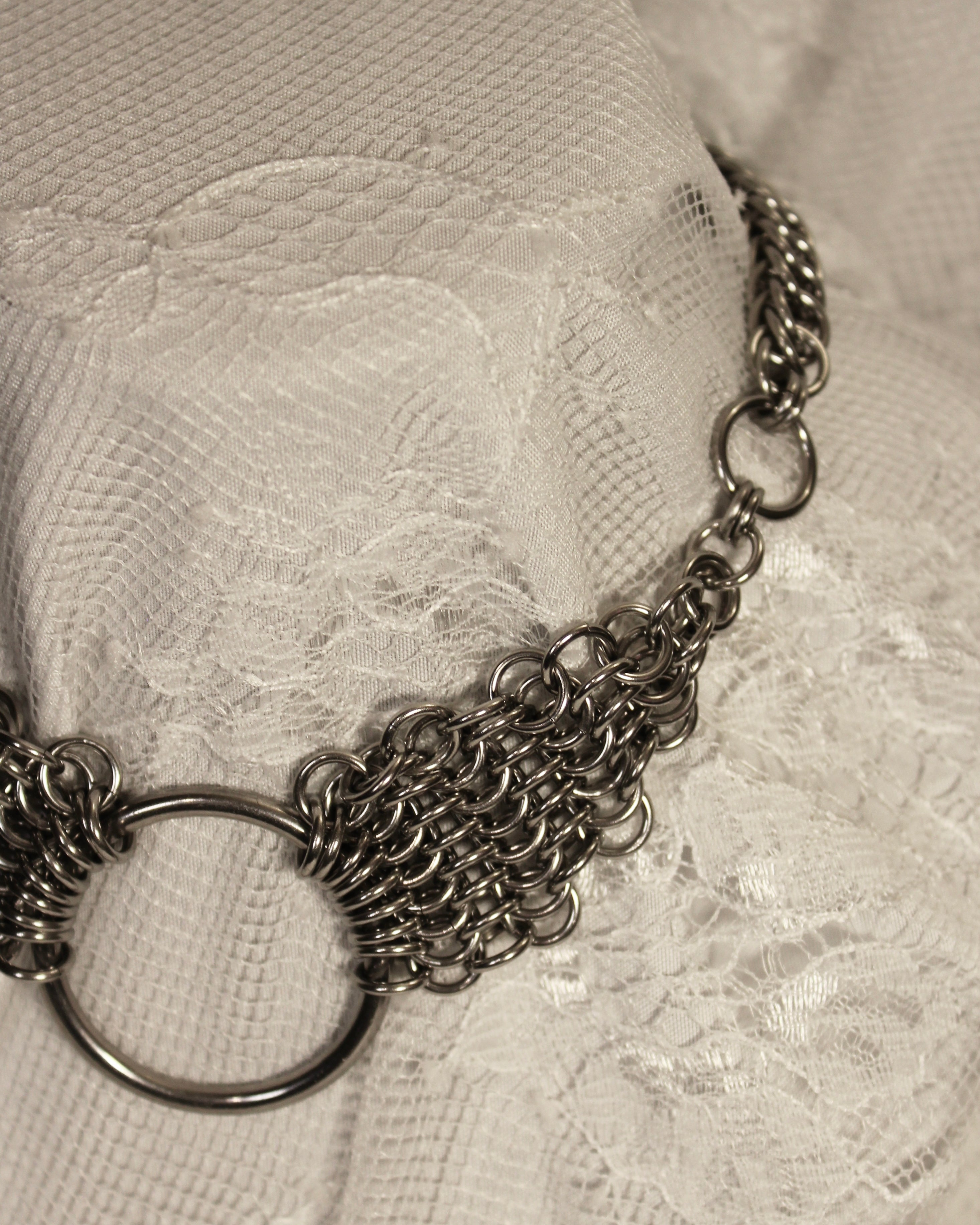 Hycis - Chainmail Necklace