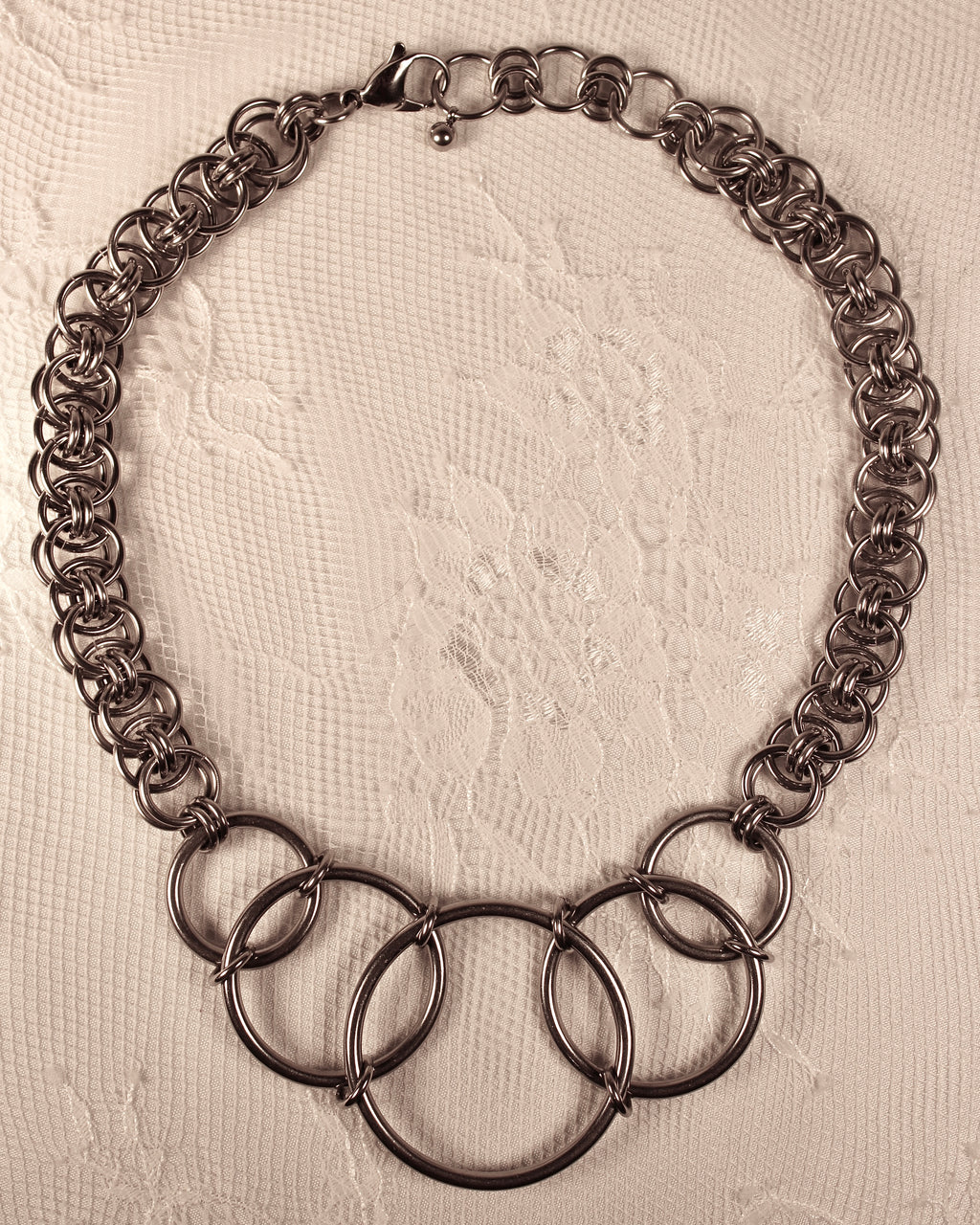 Axilya - Chainmail Necklace